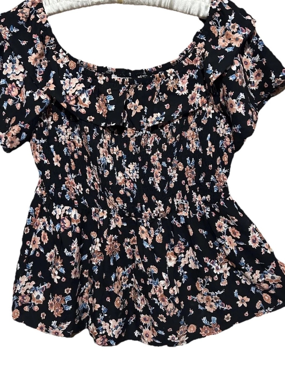 Maurices Top L Floral Print Smocked Bodice Hippie Boho Shirt Blouse Womens Large